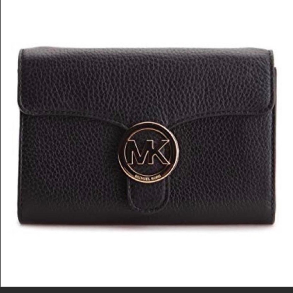 Michael Kors Vanna LG PHN Black Leather crossbody. Gently used.